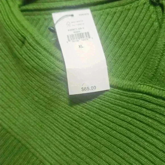 BANANA REPUBLIC CROSS-FRONT TANK - Picture 7 of 8